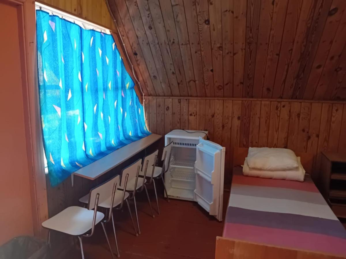 Camping Vaivari Jurmala Hotel Bagian luar foto